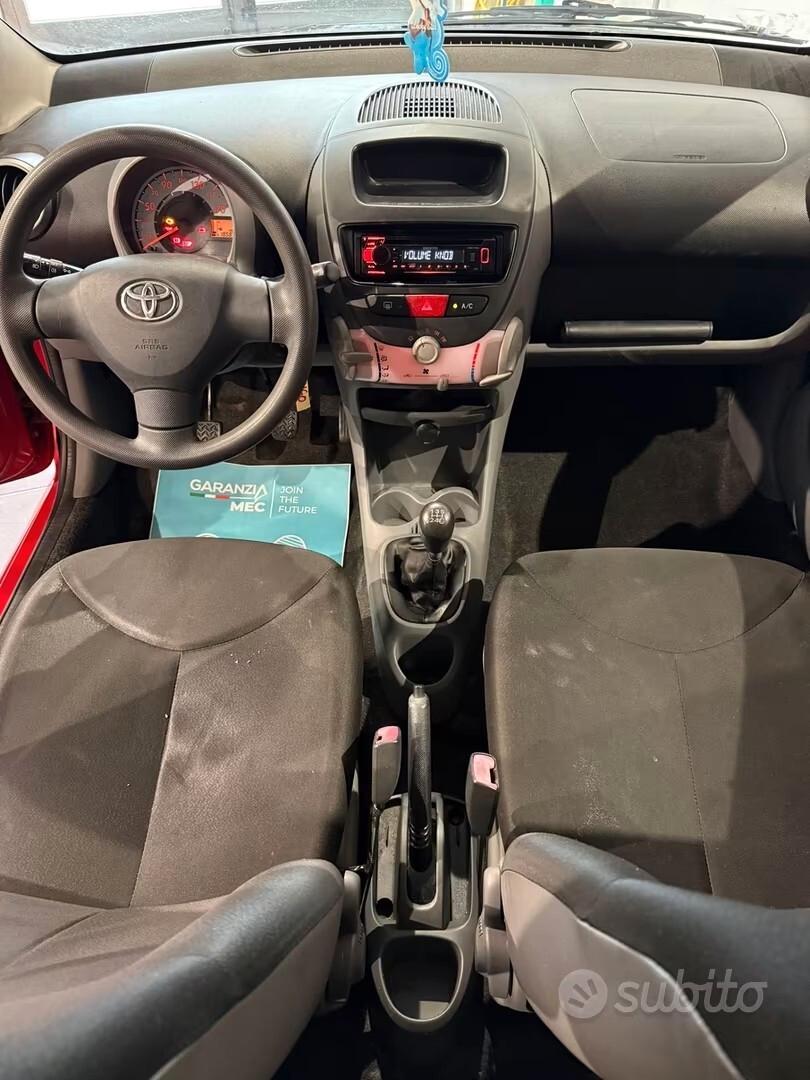 Toyota Aygo 1.0 -5 PORTE - UNICO PROPRIETARIO