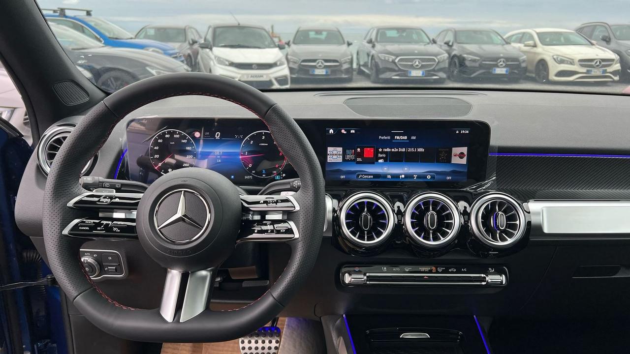 Mercedes-Benz GLB 200 d Automatic