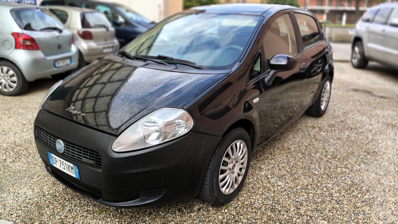 Fiat Grande Punto 1.3 MJT 75 CV 5p Dynamic