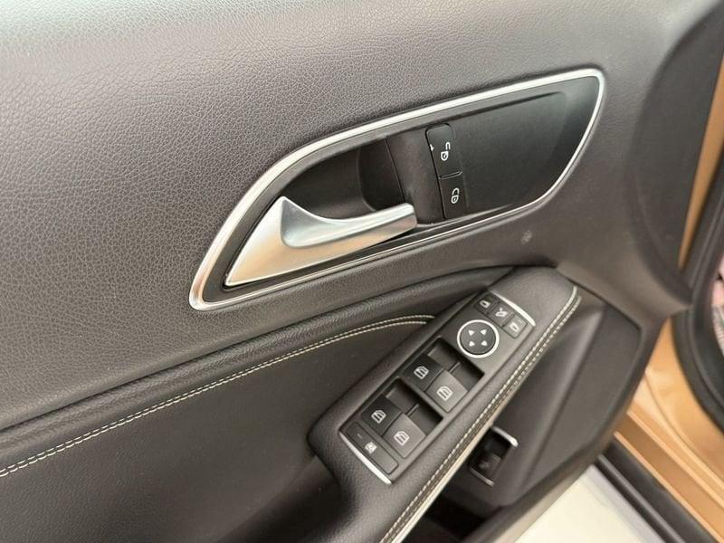 Mercedes-Benz GLA GLA 200 d Automatic 4Matic Premium