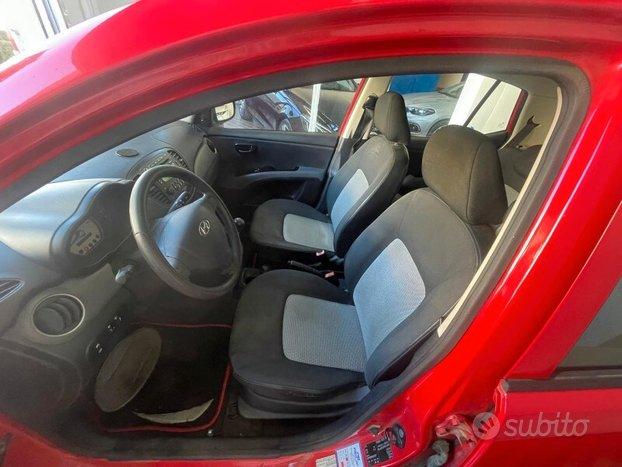 HYUNDAI i10 1 serie i10 1.1 12V Active