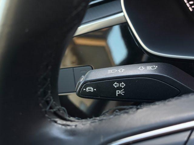 AUDI Q3 35 2.0 TDI S-tronic Advanced