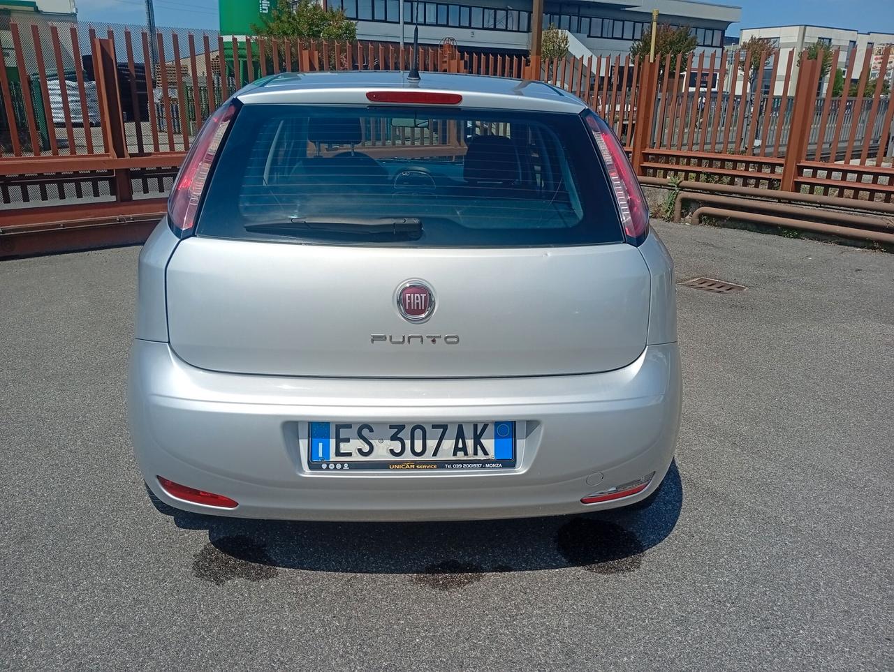 Fiat Punto 1.3 MJT II 75 CV 5 porte NEOPATENTATI OK