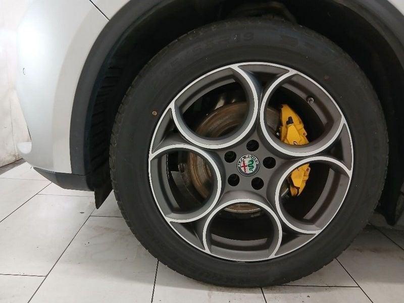 Alfa Romeo Stelvio 2.2 t Sprint Q4 190cv auto