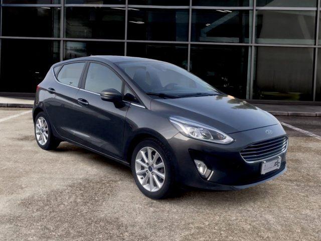 FORD Fiesta 1.1 BENZ 85 CV 5 porte Titanium OK NEOPATENTATI