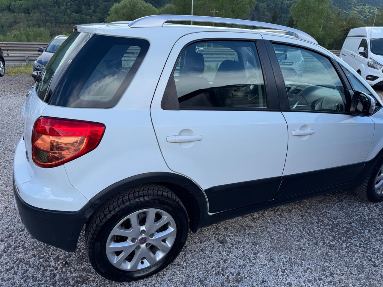 Fiat Sedici 2.0 MJT 16V DPF 4x4 Emotion