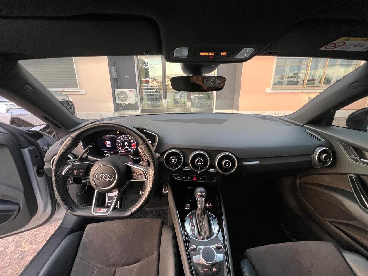 Audi TT Coupé 2.0 TFSI S tronic Sline AKRAPOVIC