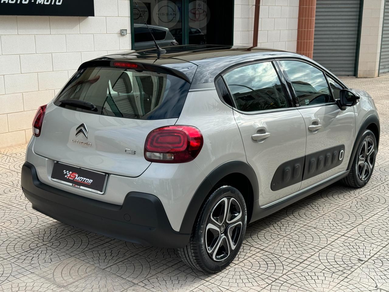 Citroen C3 1.2 puretech Shine 82cv