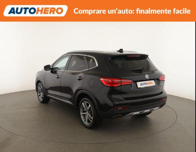 MG EHS Plug-in Hybrid Exclusive