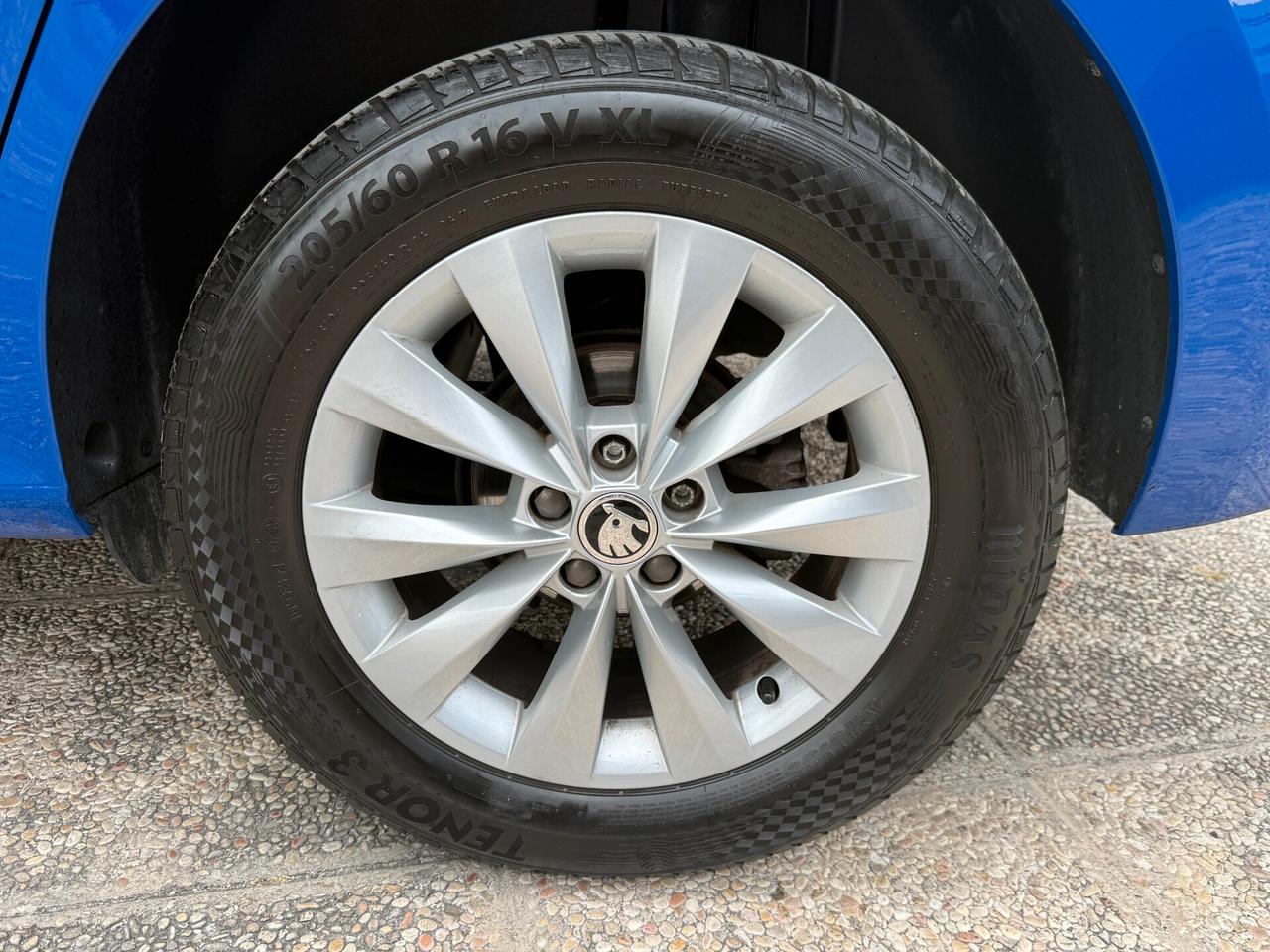 " UNA BOMBA " Skoda Kamiq 1.0 G-Tec Ambition