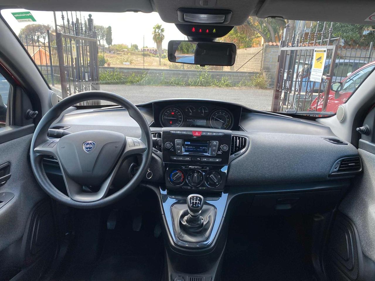 Lancia Ypsilon 1.0 Hybrid Ok Neop.