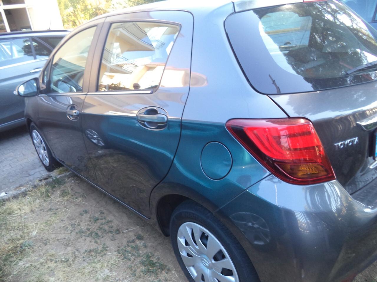 Toyota Yaris 1.4 D-4D 5 porte Lounge