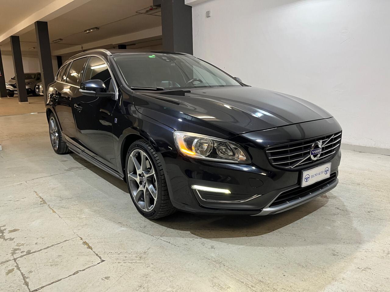 Volvo V60 D4 Geartronic Ocean Race