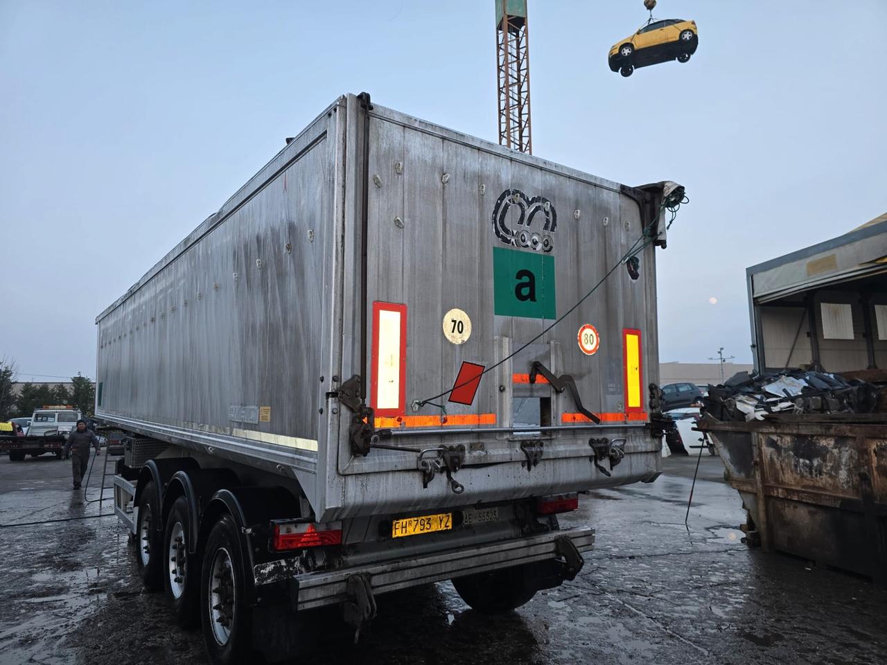 Semirimorchio vasca ribaltabile MENCI