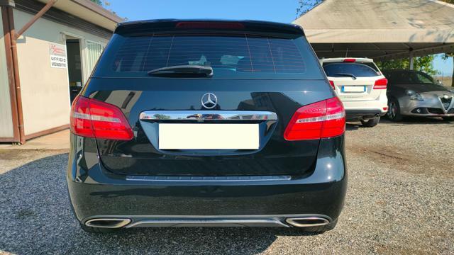 MERCEDES-BENZ B 180 d Automatic Sport