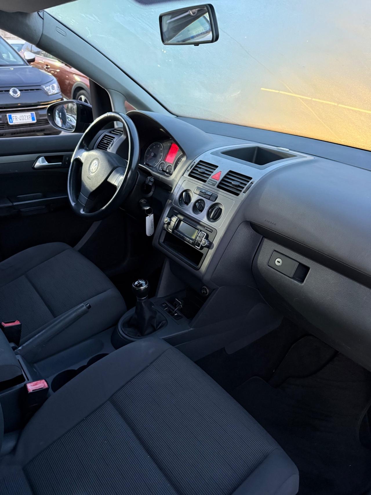 Volkswagen Touran 1.4 16V TSI 150CV 7posti Trendline Ecofuel