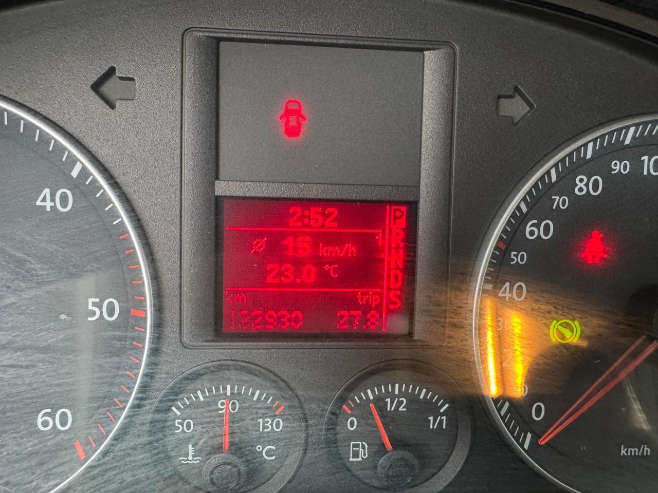 Volkswagen Golf 2.0 16V TDI 5p. Sportline DSG