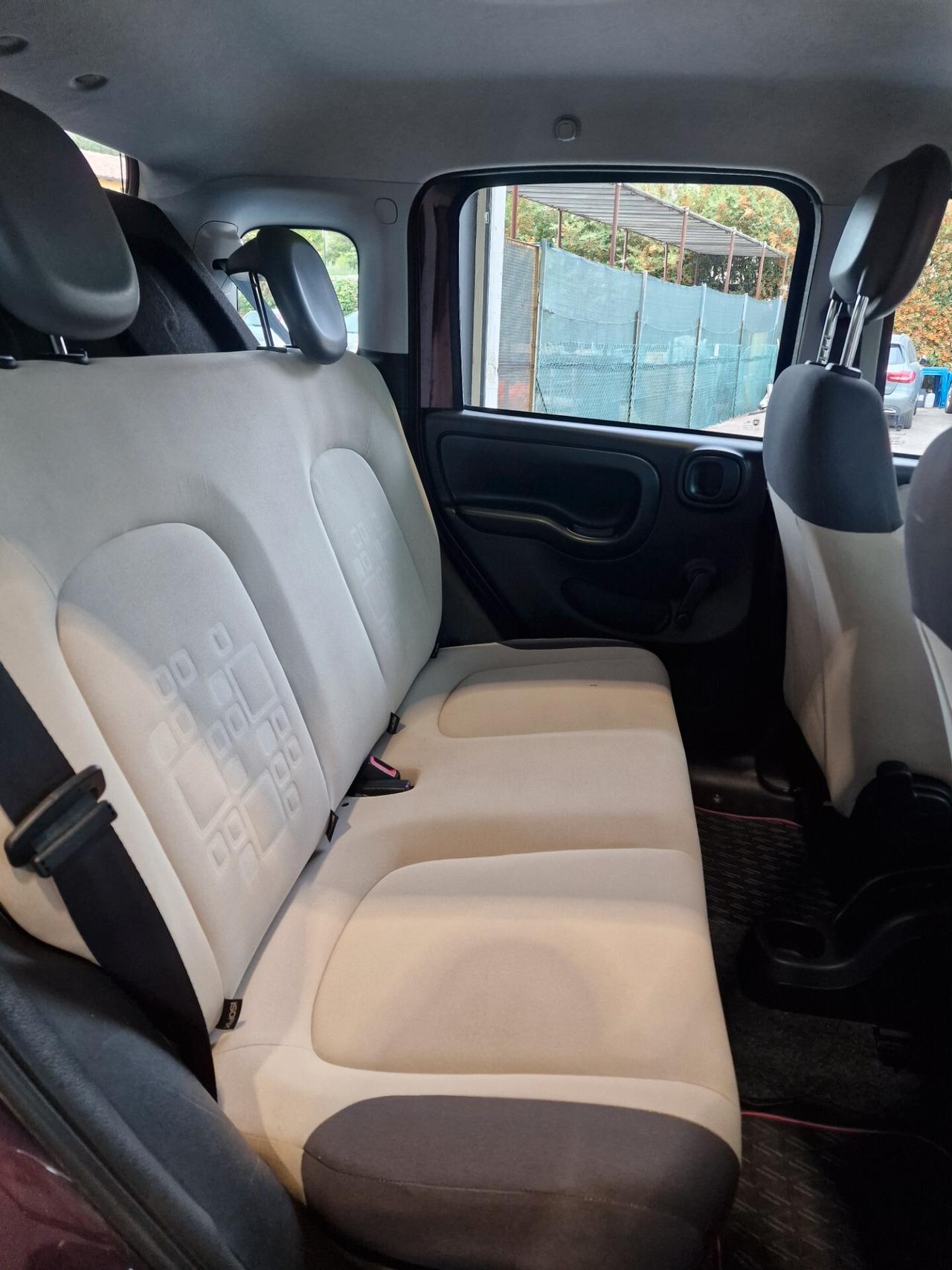 Fiat Panda 0.9 TwinAir Turbo Natural Power Lounge