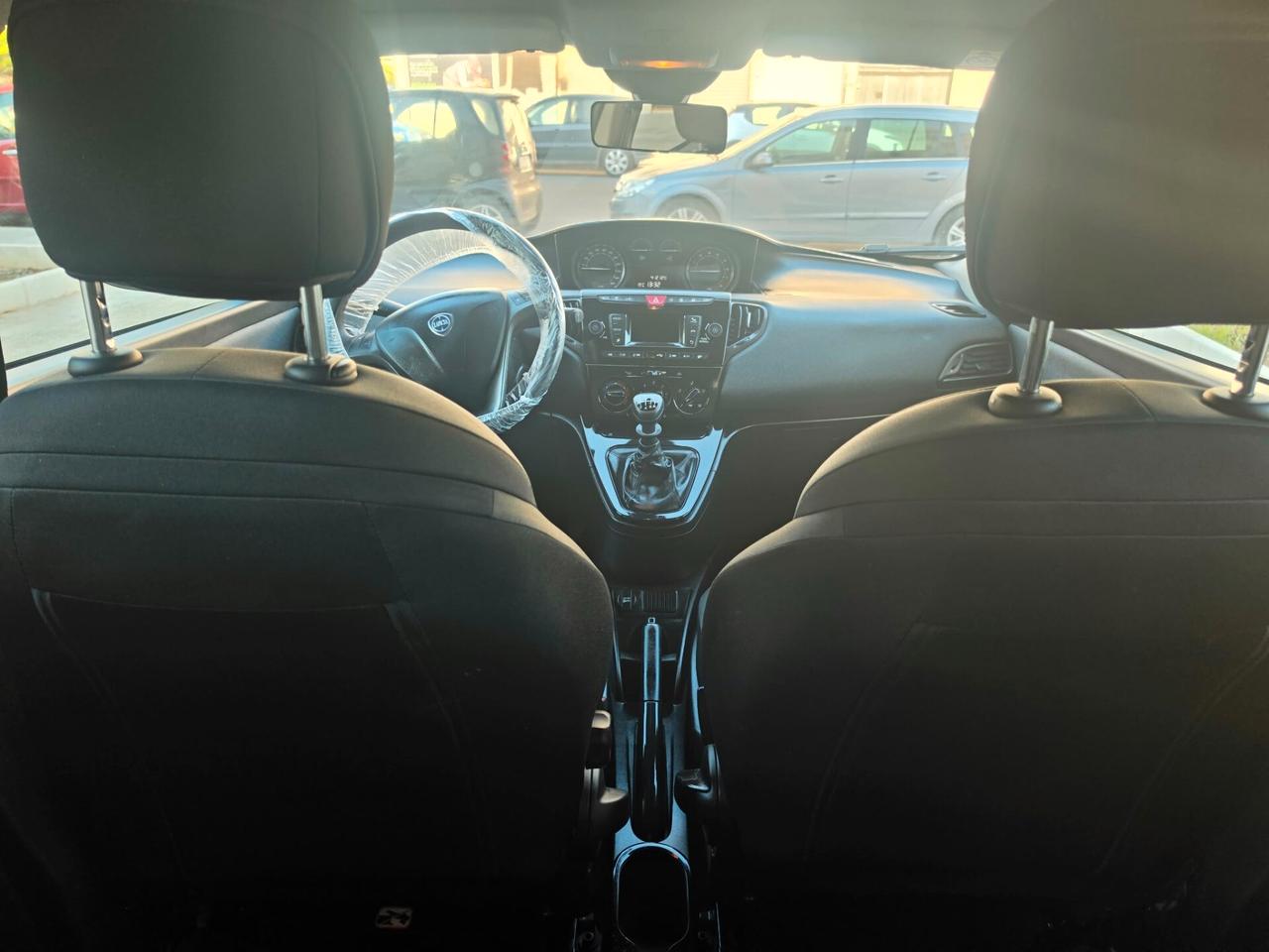 Ypsilon 1.0 FireFly 5 porte S&S Hybrid Silver