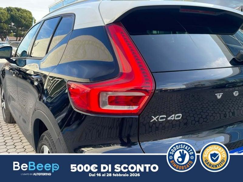 Volvo XC40 2.0 D4 MOMENTUM AWD GEARTRONIC