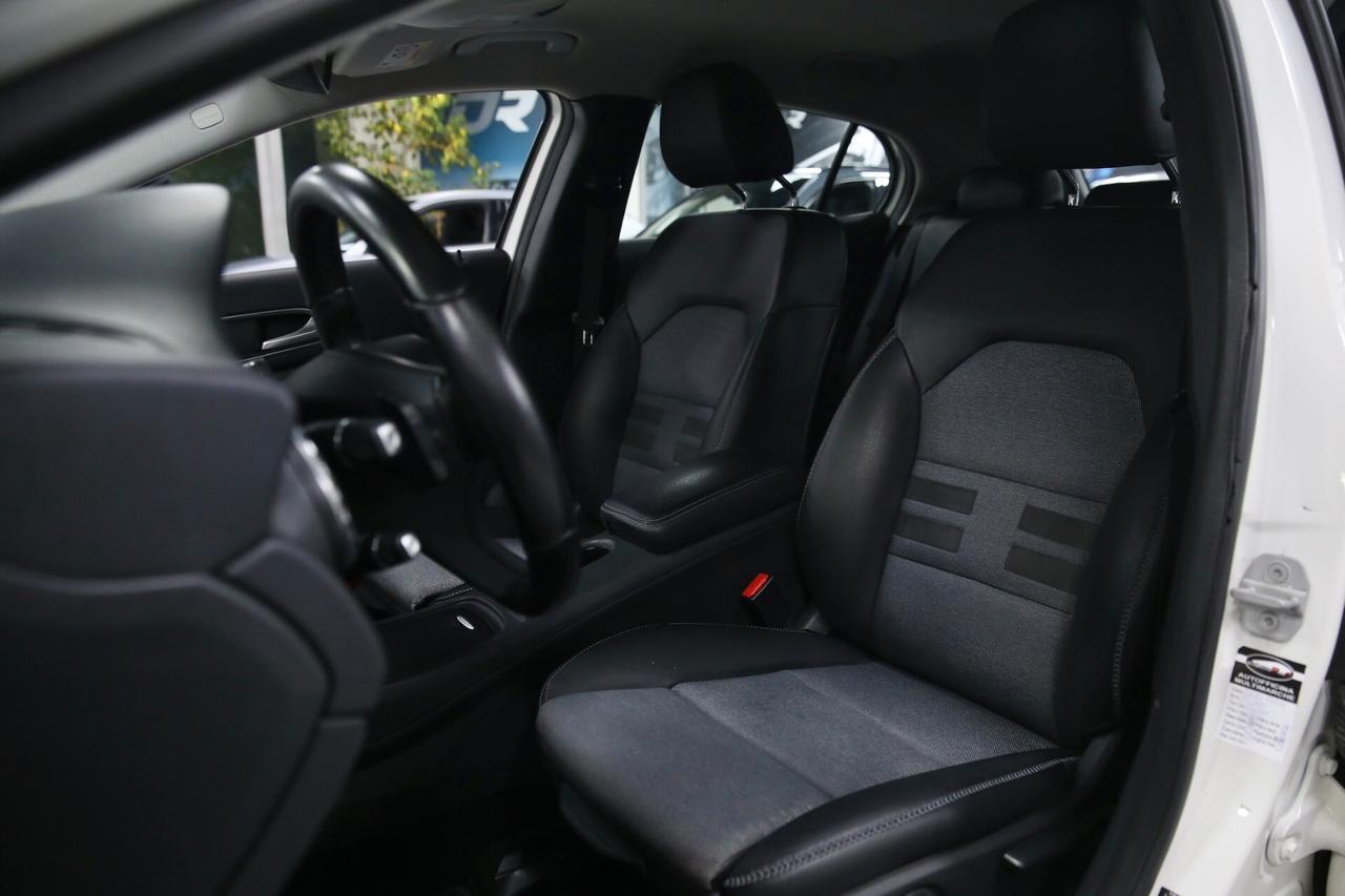 Mercedes-benz GLA 180 d Automatic Business