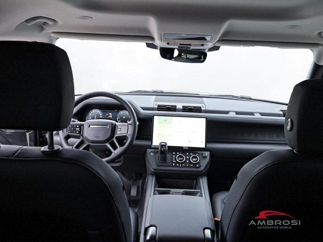 LAND ROVER Defender 90 AWD 3DR RWB X-Dynamic SE 200PS Auto