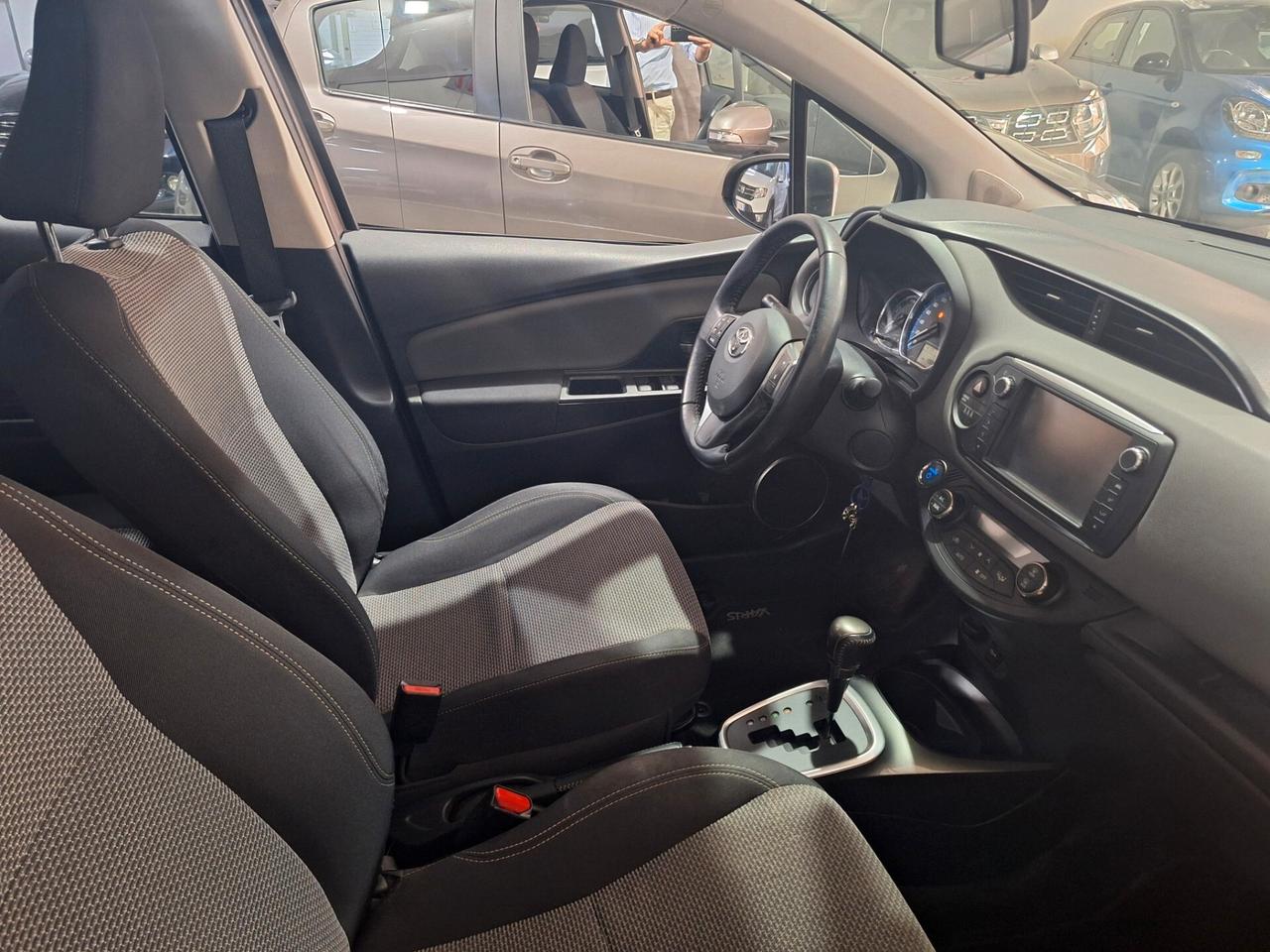 Toyota Yaris 1.5 Hybrid 73cv 1 PROPRIETARIO