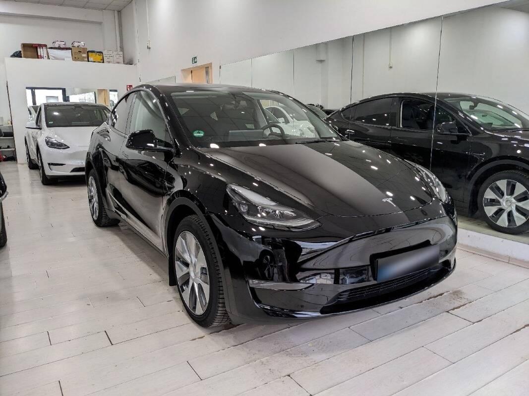 Tesla Model Y 440 cv, AWD, Tetto Panoramico, Autonomia WLTP 533km, 0-100km h 5.0 sec