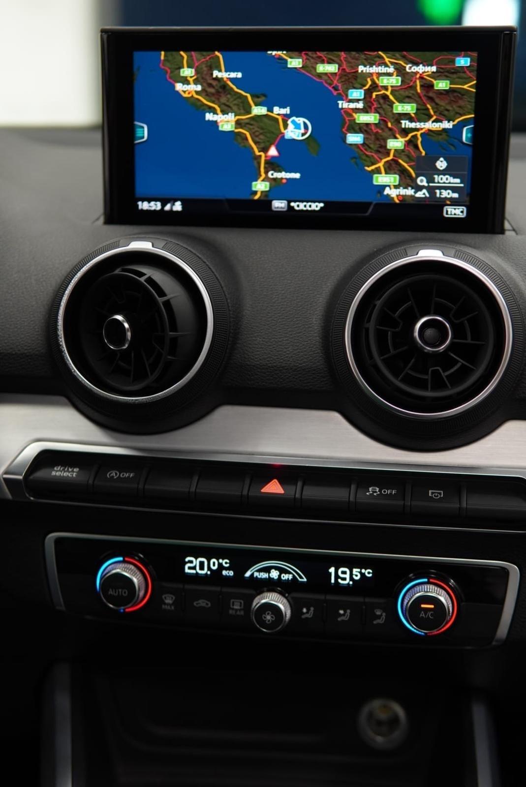 Audi Q2 35 TDI S tronic line Edition TETTO APRIBILE,VIRTUAL COCKPIT,NAVI,APPLE CARPLAY,ANDROID AUTO