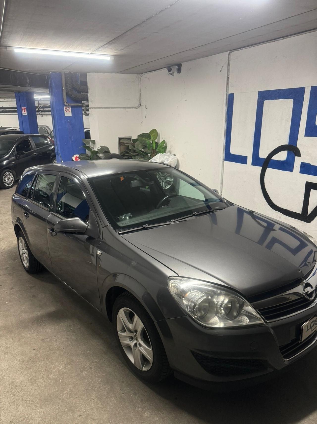 Opel Astra 1.4 100CV Sports Tourer 2010