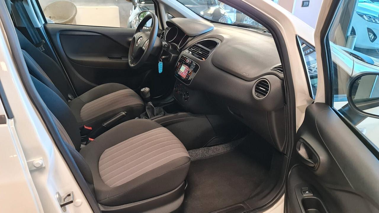 Fiat Punto 1.3 MJT II S&S 95 CV 5 porte Street