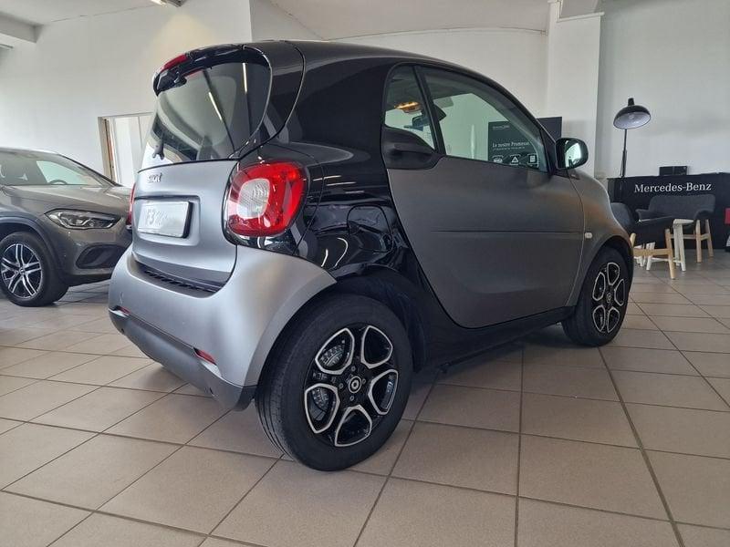 smart fortwo EQ Passion