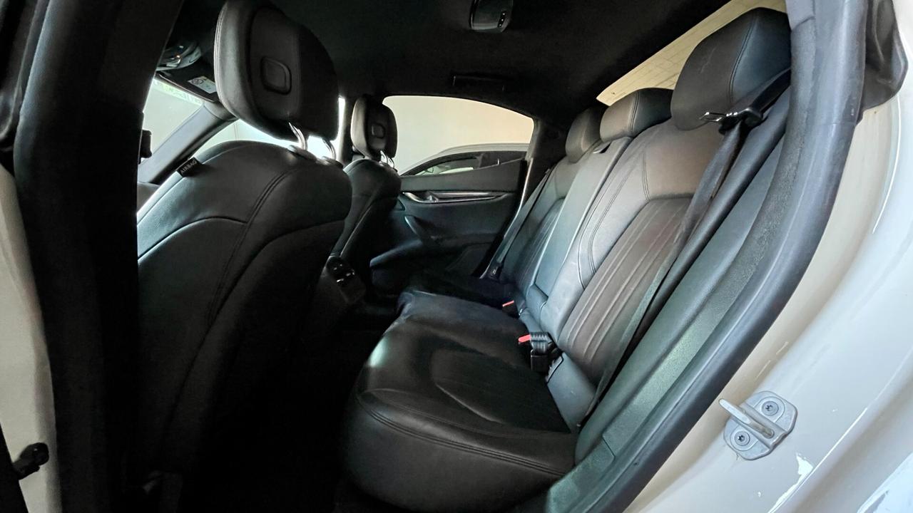 MASERATI GHIBLI 2.0 GRANSPORT MHEV 330 CV - FULL LED, PELLE, SEDILI ELETTRICI