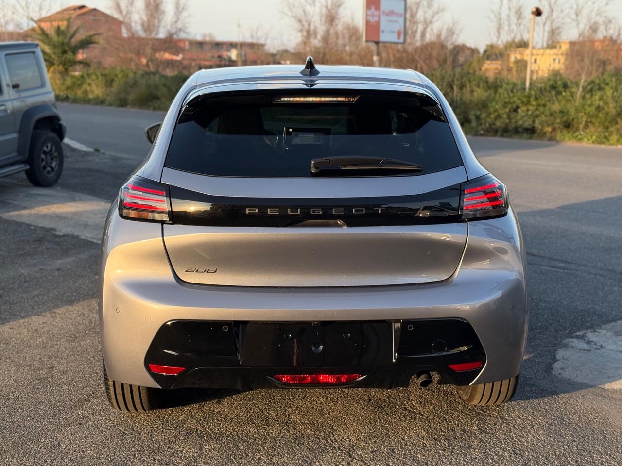 Peugeot 208 PureTech 100cv 5 porte Allure KM0!!!