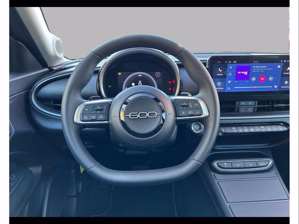 FIAT 600 1.2 hybrid 110cv auto del 2025