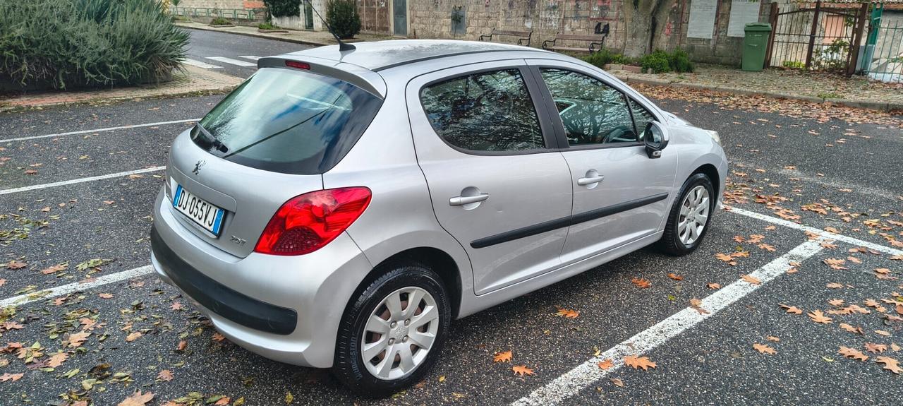 Peugeot 207 1.4 VTi 95CV 5p. X Line
