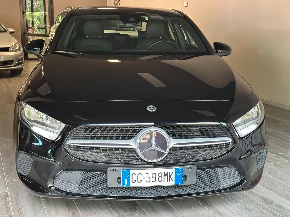 Mercedes A 180 Benzina Business Extra autom