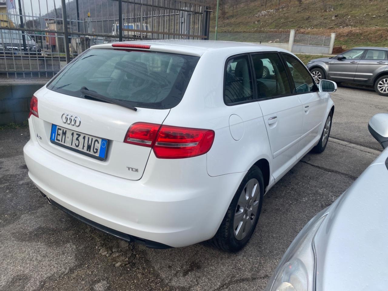 Audi A3 1.6 TDI 90 CV NEOPATENTATI