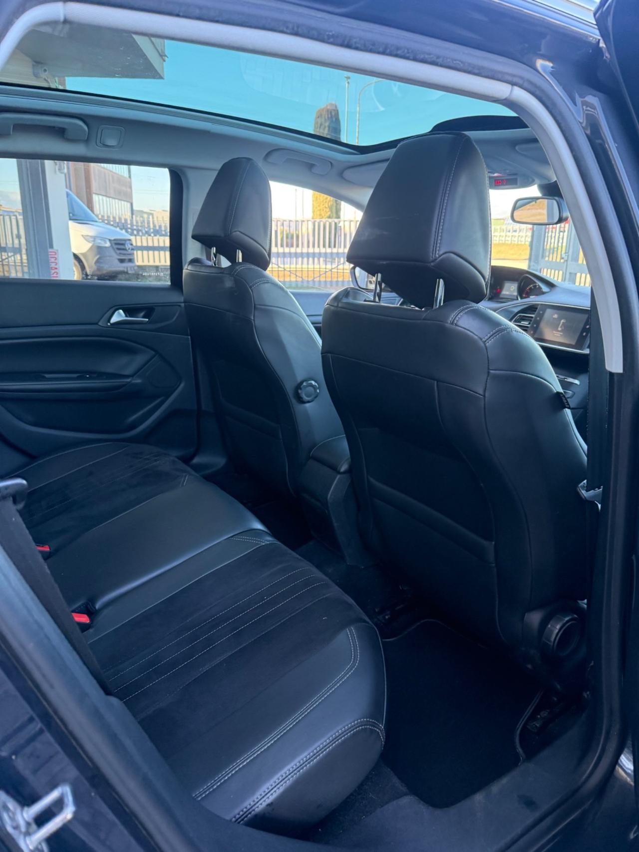 Peugeot 308 BlueHDi 150 S&S EAT6 SW GT Line