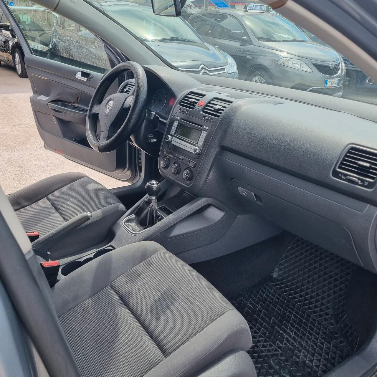 Volkswagen Golf Plus 1.9 TDI DPF Sportline