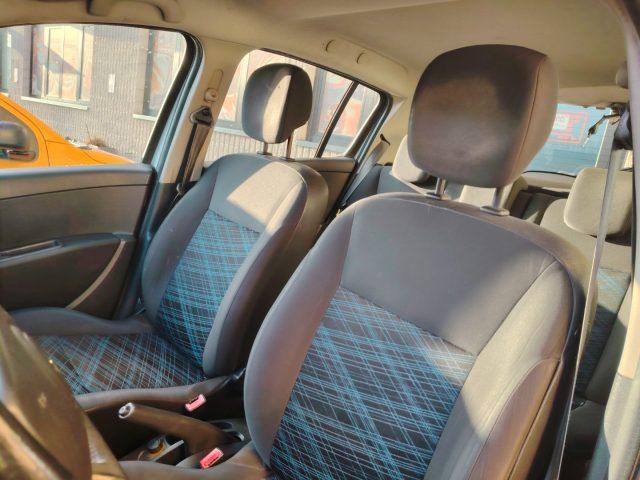 RENAULT Clio 1.2 16V 5 porte Le Iene NEOPATENTATI