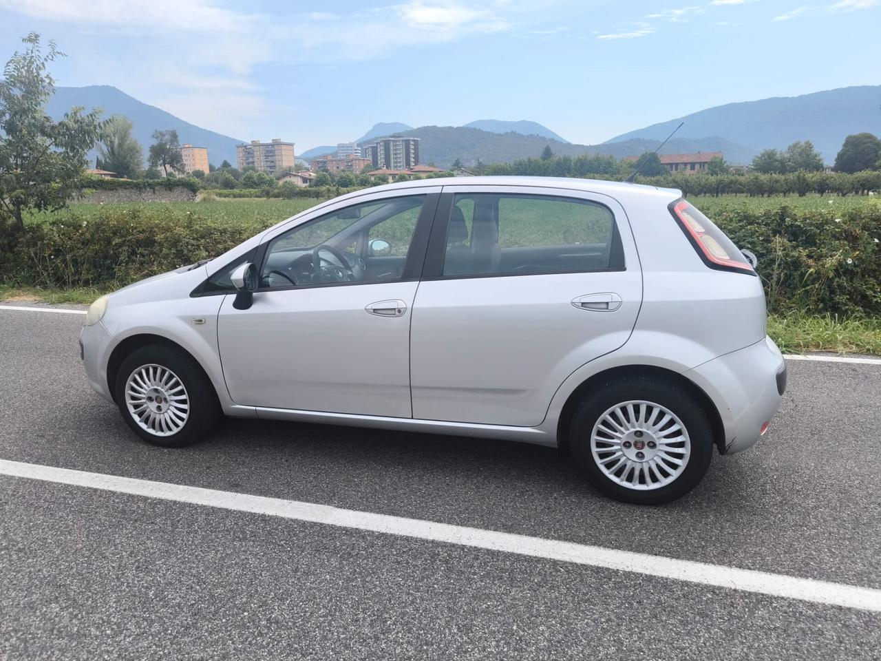 FIAT PUNTO EVO 1.2 DYNAMIC "OK NEOPATENTATI"