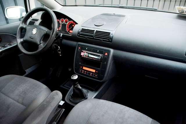 SEAT Alhambra 1.9 tdi Stylance 130cv * 7 POSTI *