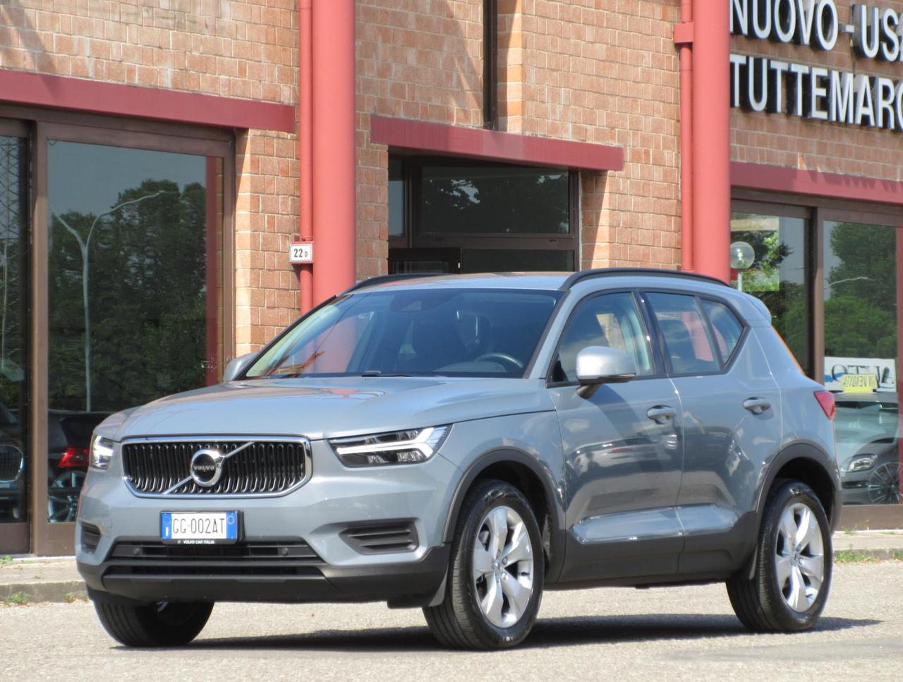 Volvo XC40 1.5 t2 Momentum Core auto