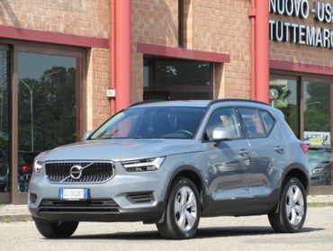 Volvo XC40 1.5 t2 Momentum Core auto