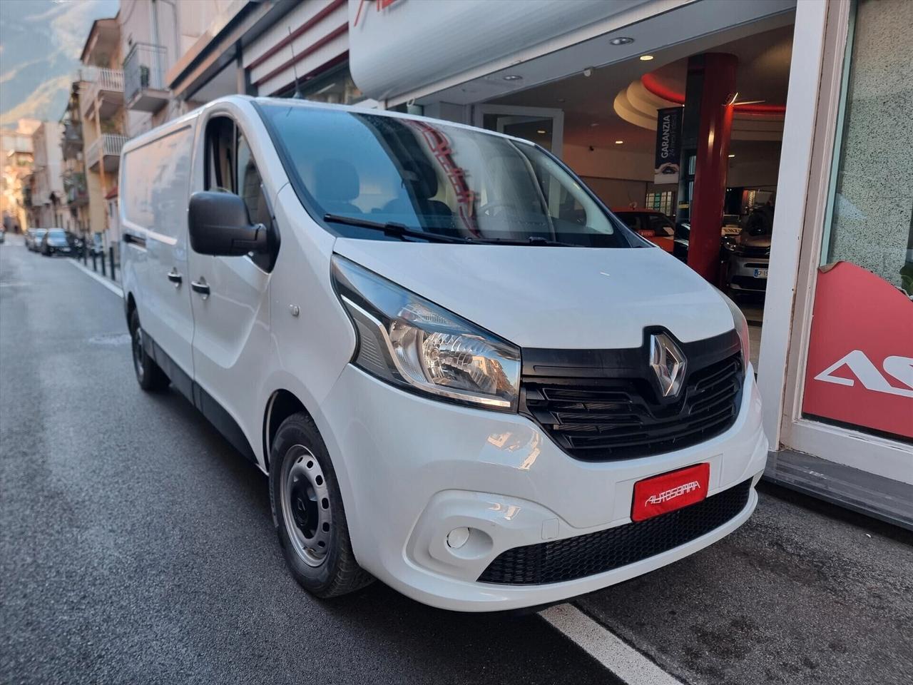 Renault TRAFIC 2.0 DCI L2 PL TB PASSO LUNGO TETTO BASSO IVA ESCLUSA