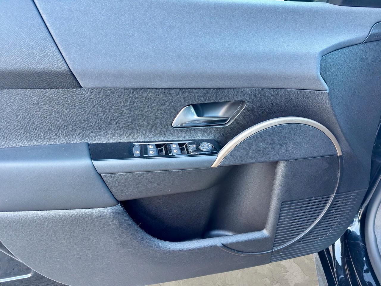 Lancia Ypsilon Hybrid e-DCT LX - 2025