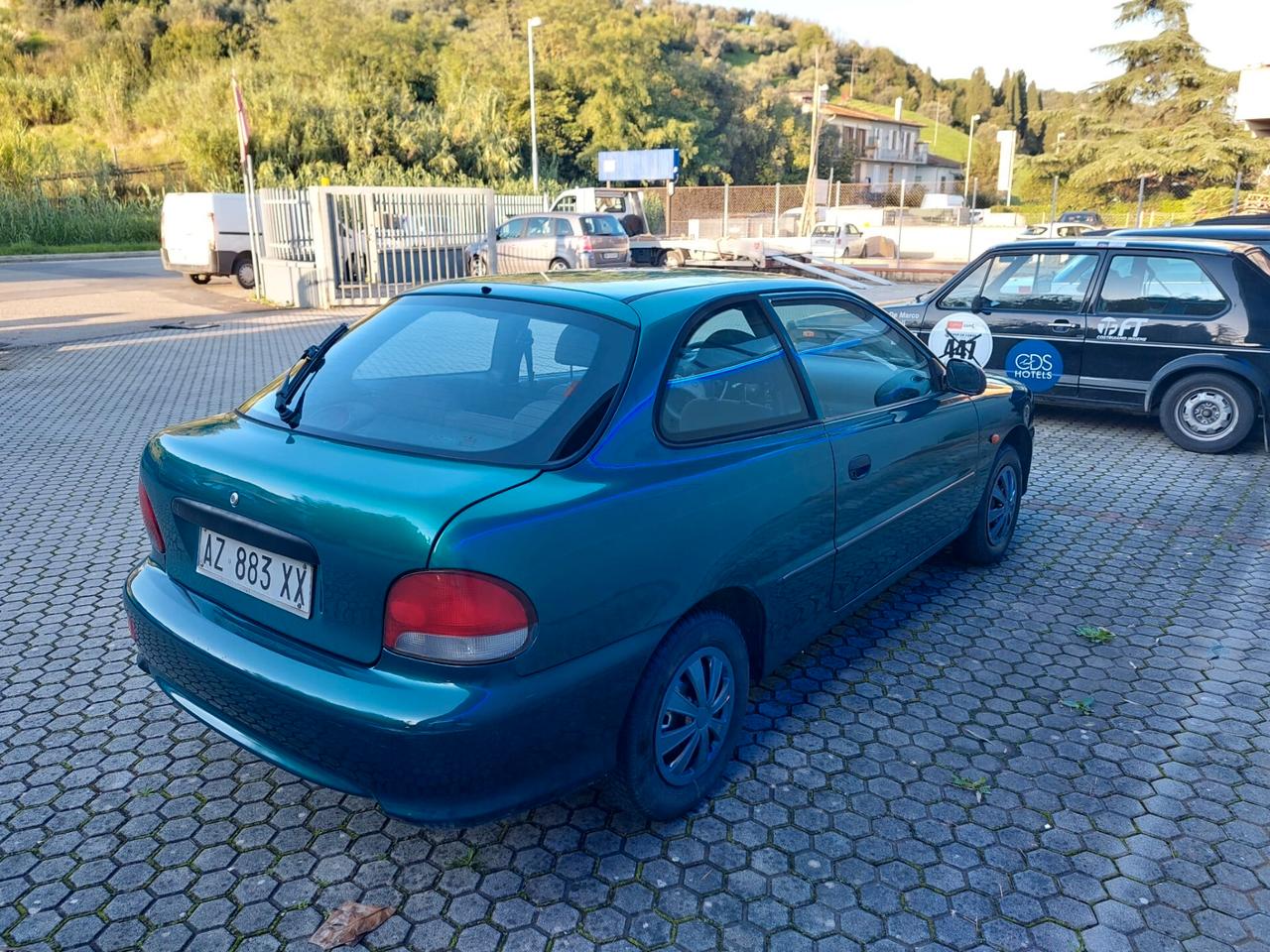 Hyundai Accent 1.3i 12V cat 3 porte