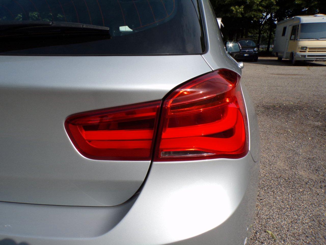BMW 118 d Advantage 5p auto