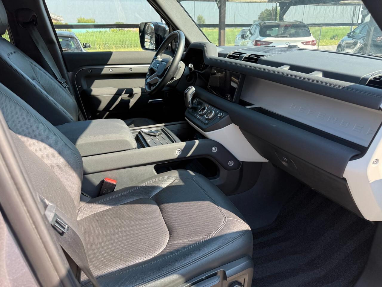 Land Rover Defender 110 3.0D I6 200 CV AWD Auto S , 7 posti , Gancio traino Elettrico